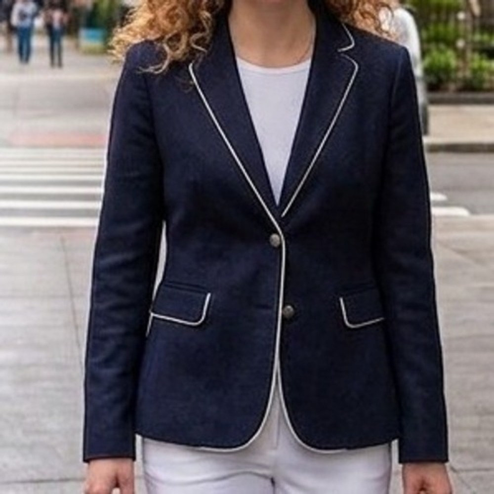 Banana Republic Navy Wool Blazer Italian Fabric White Piping Crest Buttons 6‎